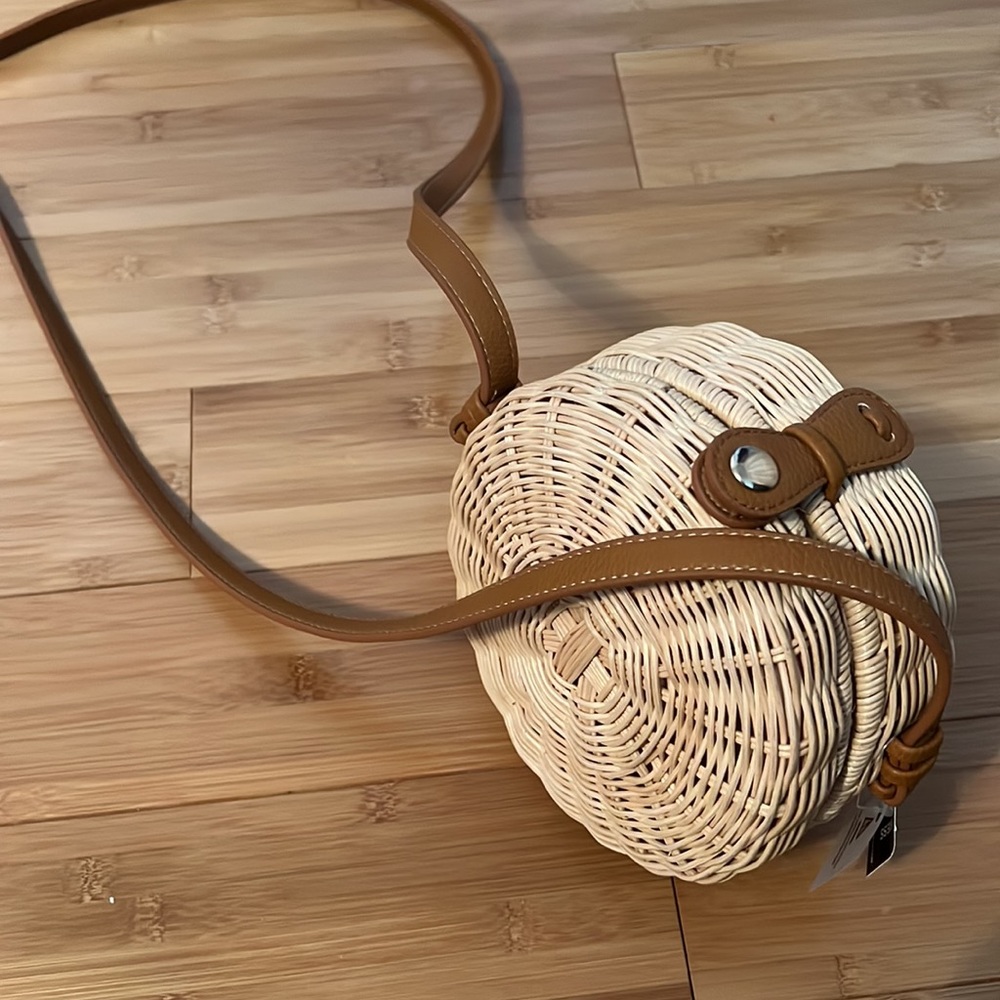 NWT express rattan bag - Picture 2 of 6